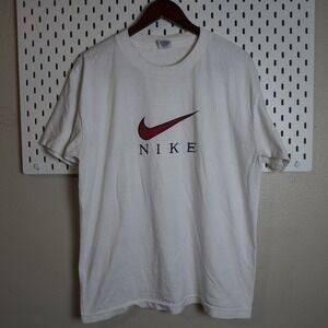 NIKE White Graphic T Shirt Large Swoosh Logo Athletic Casual Mens L